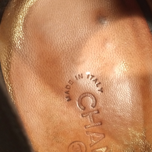 A really beautiful pair of authentic Chanel heels - Picture 2 of 12